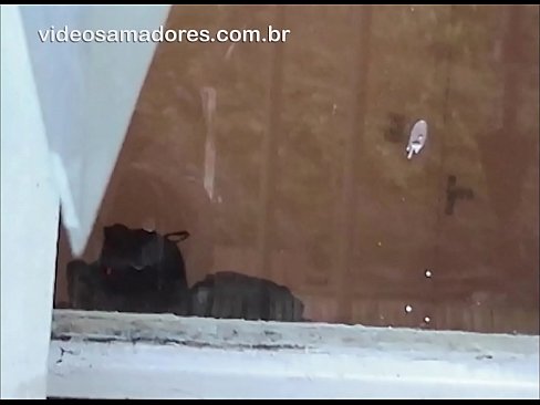 ❤️ Uomo arrapato che guarda la sua ragazza con un altro ragazzo, registrando un video di scopata senza disturbare la coppia ️❌ Super sessoal it.pornpictureshq.ru ❌❤