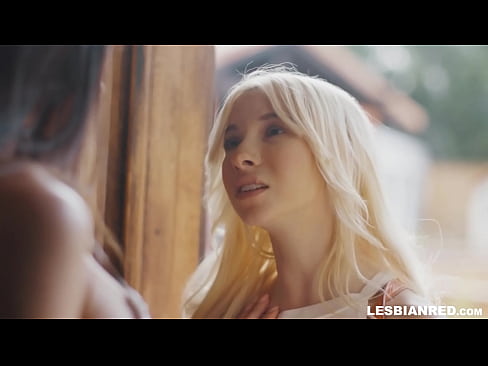 ❤️ Ragazza torna a casa qualche mese dopo e finisce per mangiare la figa della sua matrigna ️❌ Super sessoal it.pornpictureshq.ru ❌❤