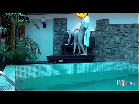 ❤️ Il capo invita la cameriera alla piscina, ma non poteva resistere a un caldo ️❌ Super sessoal it.pornpictureshq.ru ❌❤